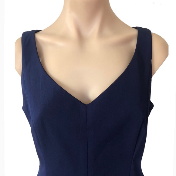 🌿 CUE 🌿 women’s navy blue sleeveless fit and flare dress size 12 - Picture 2 of 8